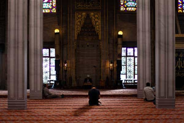 The 4 Types of Prayers in Islam